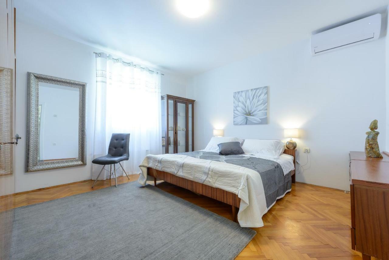 Apartment Antonella Ragusa Esterno foto