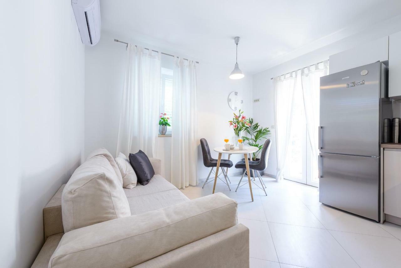 Apartment Antonella Ragusa Esterno foto