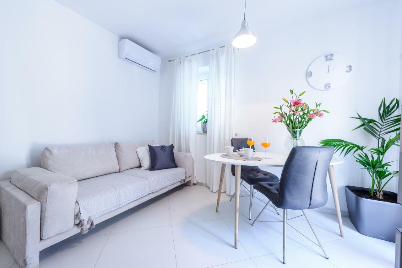 Apartment Antonella Ragusa Esterno foto
